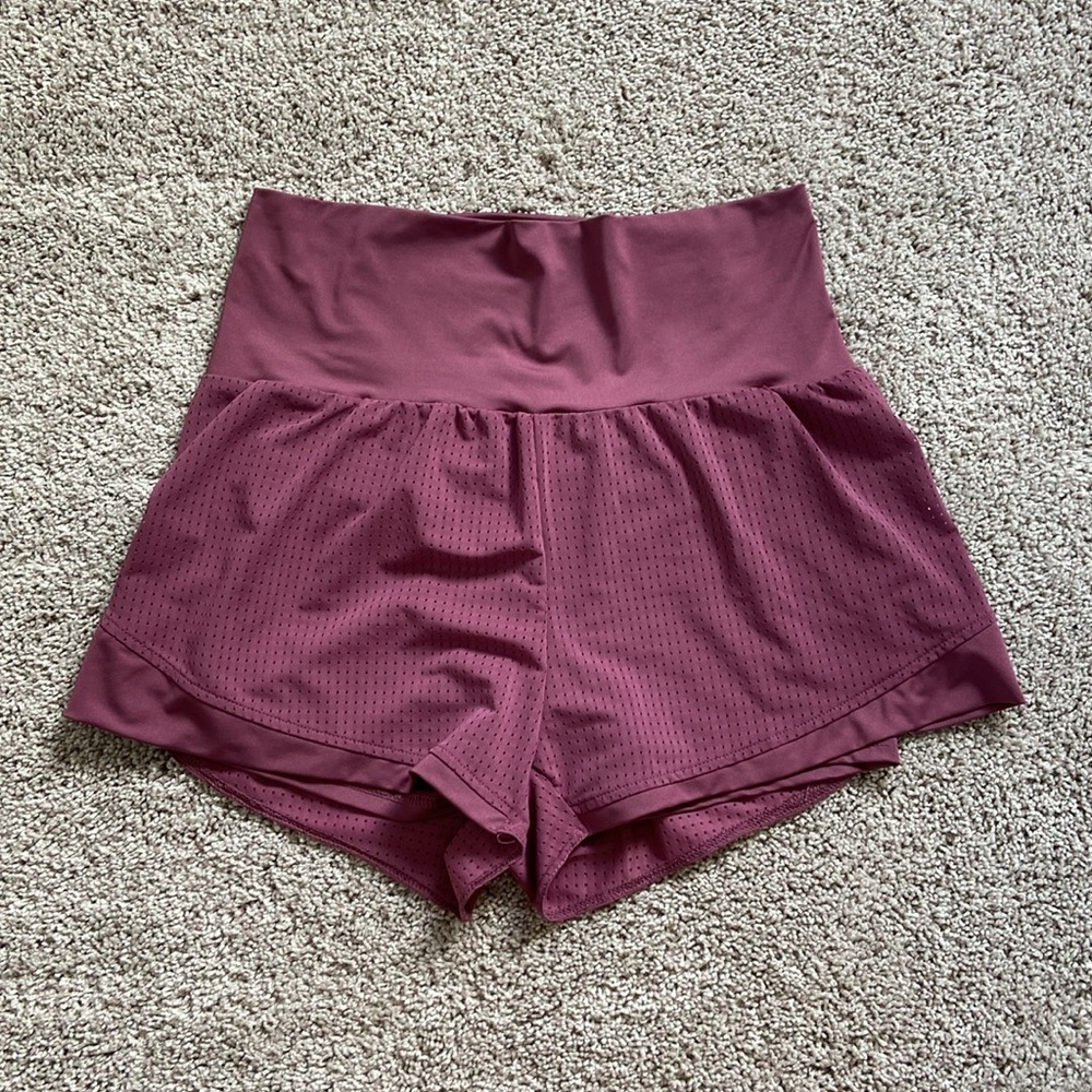 Halara • Nocturne Mesh Back High Waisted 2-in-1 Casual Shorts
